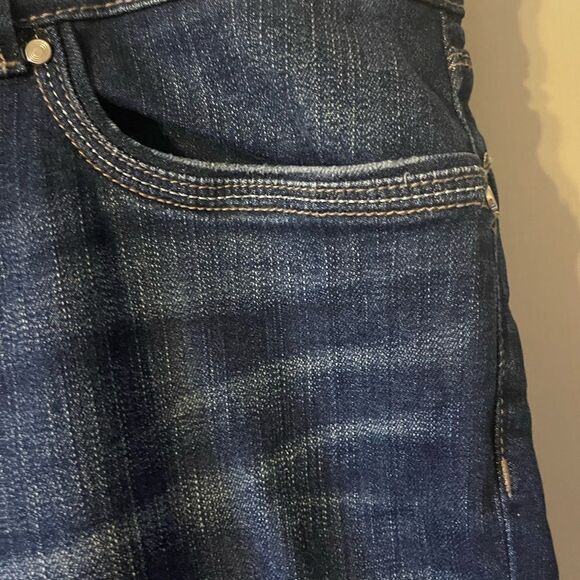 White House Black Market slim crop jeans distressed,‎ size 14 - Picture 7 of 13